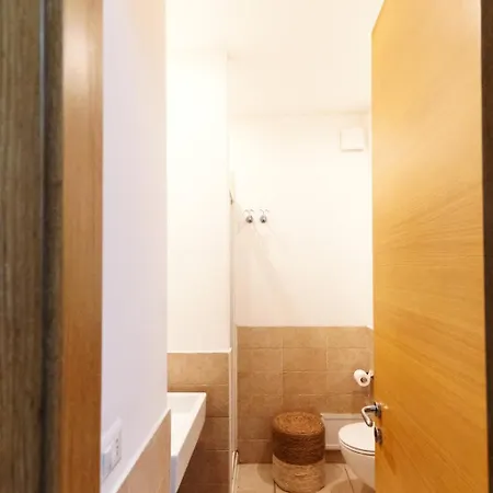 Maca House Bari