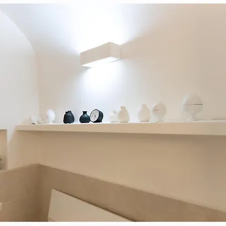Maca House Bari