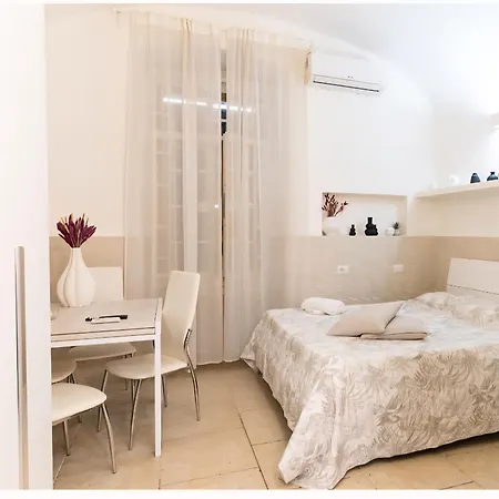 Maca House * Bari